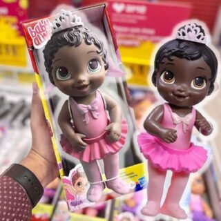 Boneca Baby Alive Doce Bailarina Negra Vestido Rosa,Azul com Acessórios de Ballet – F1275 – Hasbro