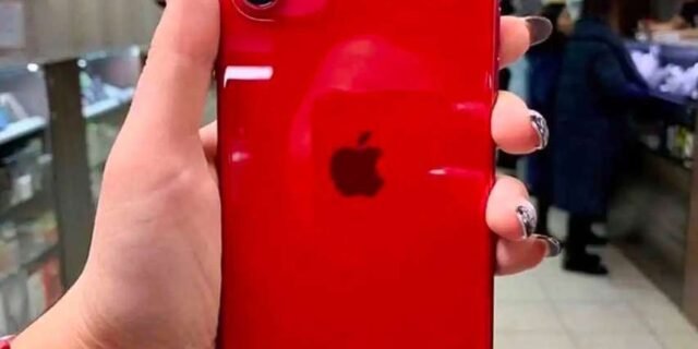Apple iPhone 11 (64 GB) (PRODUCT) RED