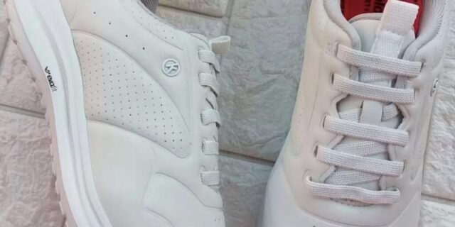 Tênis Esportivo KOLOSH Feminino, Branco, Bege