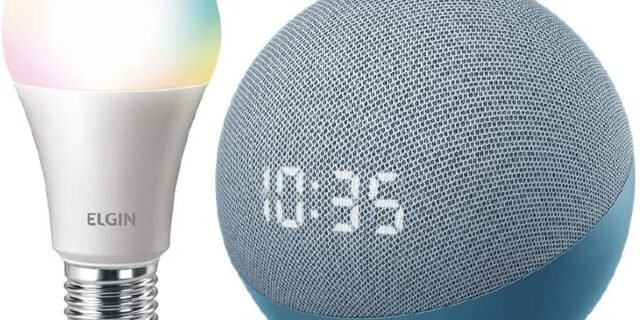 Echo Dot (4ª geração): Smart Speaker com Relógio e Alexa – Cor Azul + Lâmpada Inteligente Elgin