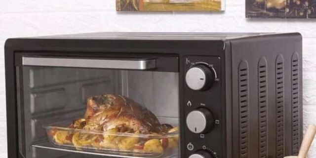 BLACK+DECKER Forno Elétrico 50L FT50P