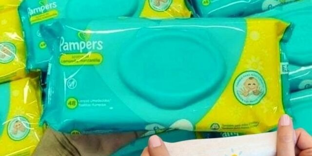 Lenços Umedecidos Pampers Aroma De Camomila, Lavanda ou Aloe Vera 48 Unidades