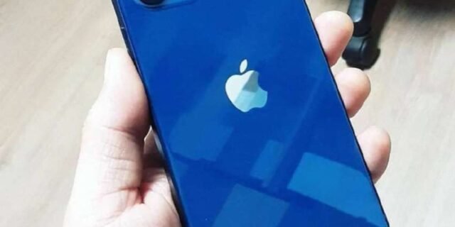 Apple iPhone 12 (64 GB) – Azul