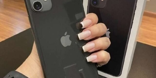 iPhone 11 64GB – Preto