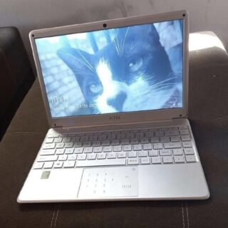 Notebook Ultra UB433 Intel Core i3 4GB 120GB SSD Linux 14” Prata
