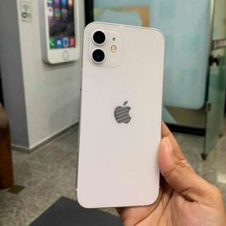 Apple iPhone 12 – 64 GB (2 Cores)