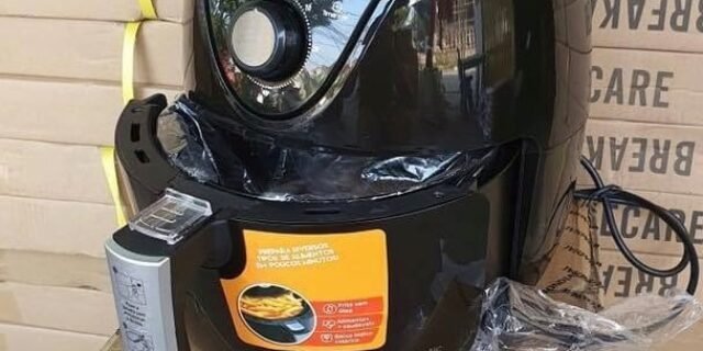 Fritadeira Sem Óleo Air Fryer 3,5L Mondial AF-31 PRATIC-127V-PRETO