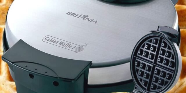 Britânia Golden Waffle Máquina 110V 850W, Prata/Preto