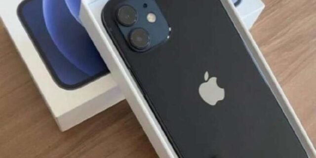 Apple iPhone 12 (64 GB) – Preto