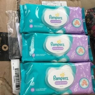 Lenços Umedecidos Pampers Aroma de Lavanda, Camomila ou Aloe Vera 48 Unidades