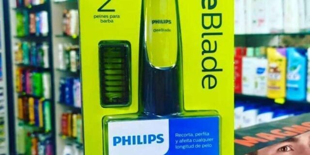 Aparador e raspador de barba, OneBlade QP2521/10, Bivolt, com 2 pentes