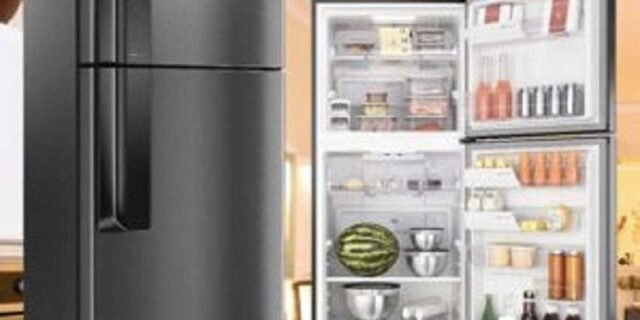 Geladeira Electrolux Inverse Inverter com Autosense 490L Black Inox Look (IB54B) SÓ 220V