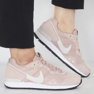 Tênis Nike Venture Runner Feminino