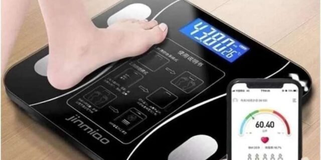 Balança Digital Bioimpedância Com Bluetooth Aplicativo Peso Analisador Corporal Gordura 180kg