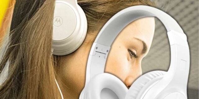 Motorola Fone de Ouvido Som HD e Microfone Moto XT 120 – Branco