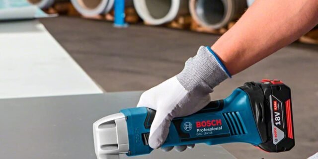 Bosch Tesoura Faca A Bateria Gsc 18V-16 18V Sb