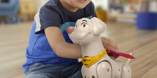 Fisher-Price Mattel – Figura DC Liga de animais de estimação, Pup e Away Krypto, multicolorido (HJF35)