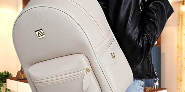 Mochila Feminina Media Forrada Lisa Zíper Casual Moderna (4 Cores)