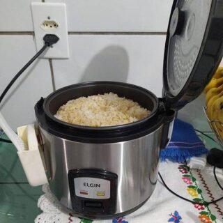 Panela de Arroz Elétrica Elgin Capacidade 5 Xícaras 1 Litro 400W 110V