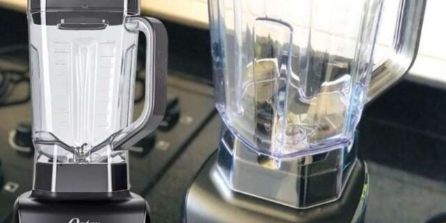 Liquidificador Oster 1400 Full, 3,2L, 110V, Preto, 1400W, OLIQ610