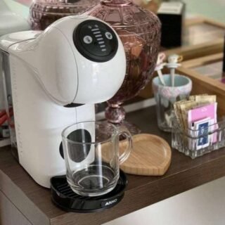 Cafeteira Expresso Nescafé Dolce Gusto, Arno, Genio S Basic DGS1, 110v