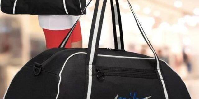 Bolsa Nike Gym Club Retro Feminina