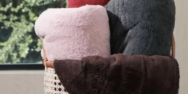 Manta Casal de Microfibra Sultan Realce Caqui