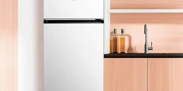 Geladeira Midea MD-RT580MTA Frost Free com Chiller Box e Painel Touch 411 L