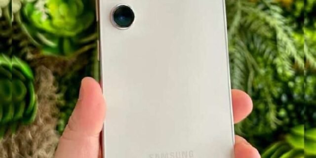 Samsung Galaxy S23 5G 128GB 8GB RAM