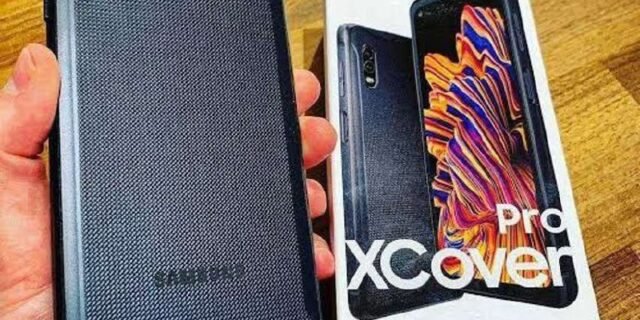 Smartphone Samsung Galaxy Xcover Pro Preto 64GB, 4GB RAM