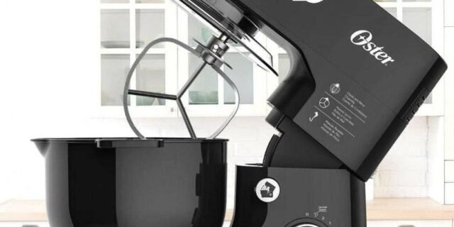 Batedeira Planetária Oster Black II, Preto, 800W