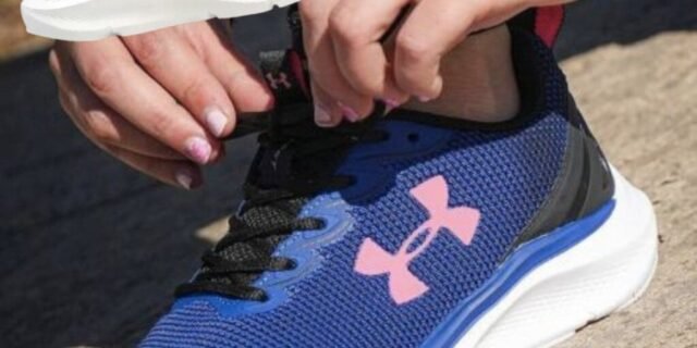 Tênis de Corrida Unissex Under Armour Charged Fleet