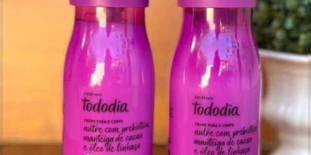 Kit Creme Desodorante Nutritivo para o Corpo Ameixa e Flor de Baunilha 2 unidades