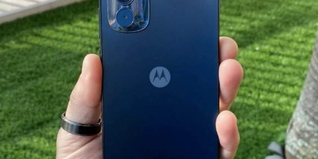 Smartphone Motorola Edge 30 Pro 5G 256GB 12GB RAM