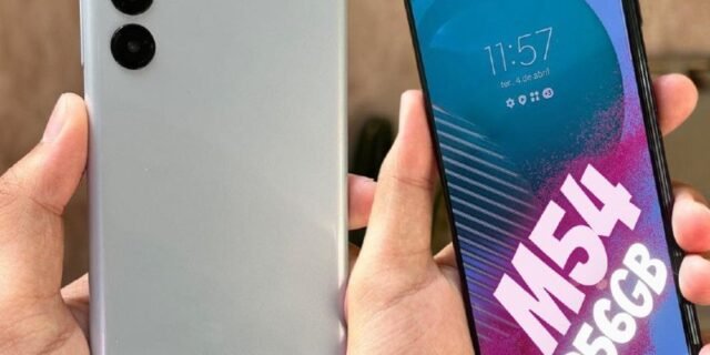 Smartphone Samsung Galaxy M54 5G, 256GB, 8GB RAM (2 Cores)
