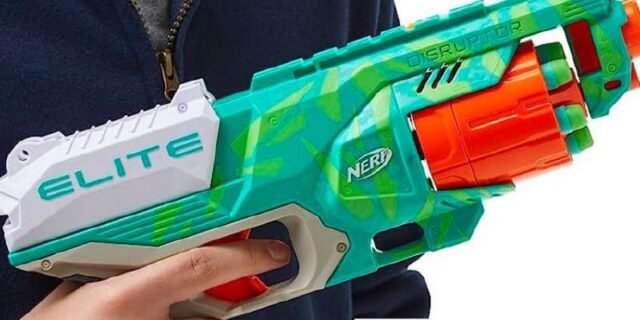 Lança Dardos Nerf Elite Disruptor Verde, com Tambor Giratório para 6 Dardos