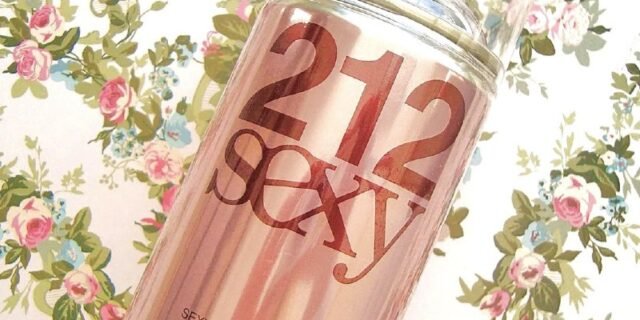 212 Sexy Carolina Herrera Body Spray Feminino 250ml