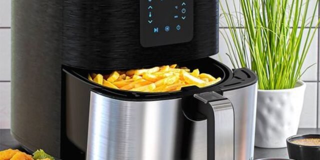 Fritadeira Ultra Digital 2 em 1 Inox 4,8L Oster com Painel Touch