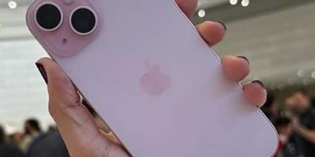 Apple iPhone 15 (128 GB) — Rosa