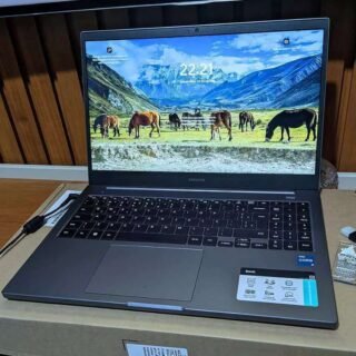 Samsung Book Intel® Core™ i5-1135G7, Windows 11 Home, 8GB, 256GB SSD, Intel Iris Xe, 15.6” Full HD LED