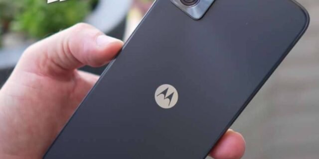 Smartphone Motorola Moto E22 4G 32GB 2GB RAM Grafite