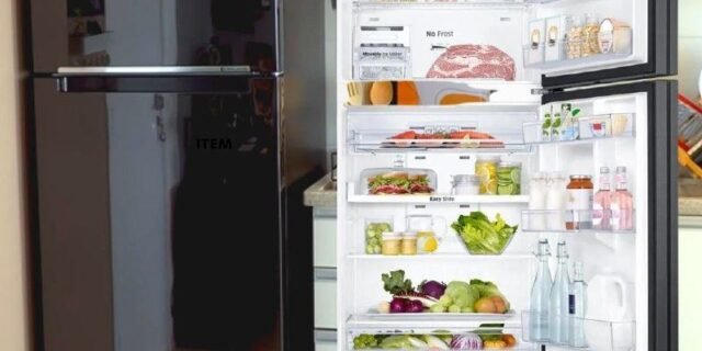 Geladeira Samsung Evolution RT38 com POWERvolt Inverter Duplex RT38K5A0JB1 385L Black Inox Bivolt