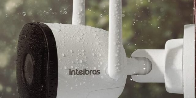 Câmera de Vídeo Externa Smart Compatível com Alexa Wi-fi IZC 1005 Branco Intelbras