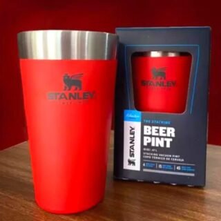 COPO TÉRMICO DE CERVEJA STANLEY FLAME RED | 473ML