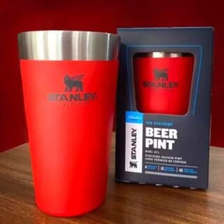 COPO TÉRMICO DE CERVEJA STANLEY FLAME RED | 473ML