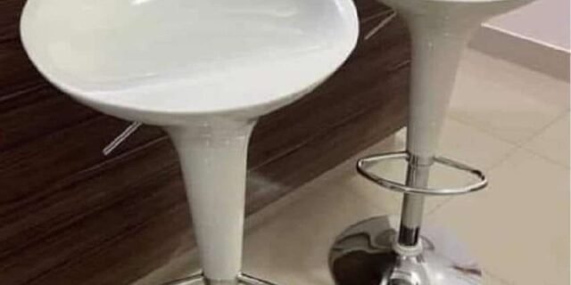 Banqueta Alta Giratória Branca 2 Peças Otello