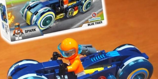 Brinquedo De Encaixe Heróis VS Viilões Spark 91 Peças Moto Turbina Dupla