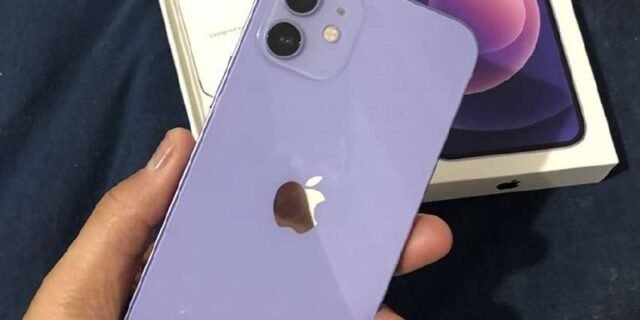 Apple iPhone 12 (128 GB)