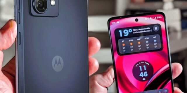 Smartphone Motorola Moto G84 5G 256GB 8GB RAM