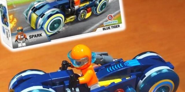 Brinquedo De Encaixe Heróis VS Viilões Spark 91 Peças Moto Turbina Dupla